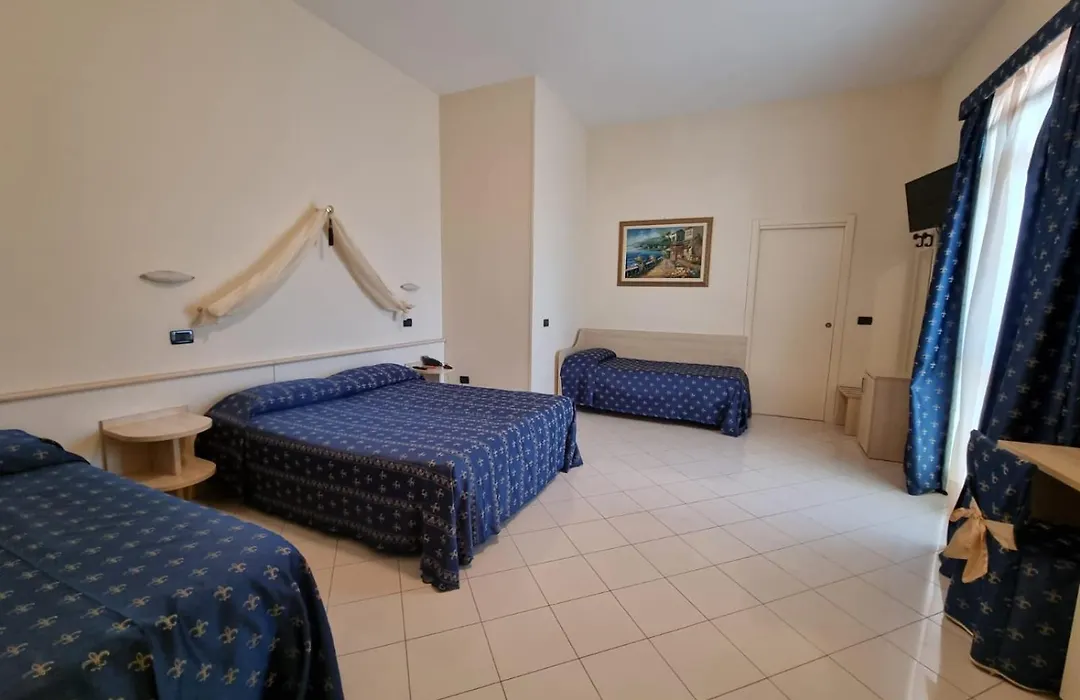 Hotel Azzurra-1
