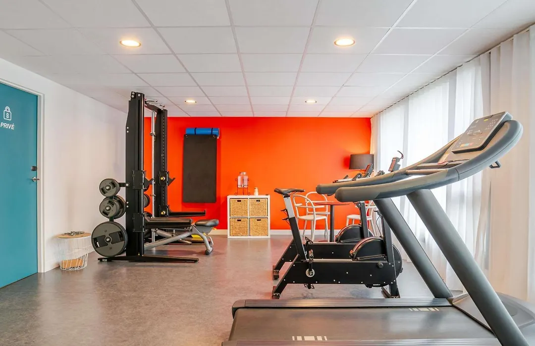 ibis Styles Bordeaux Lac Bruges-1