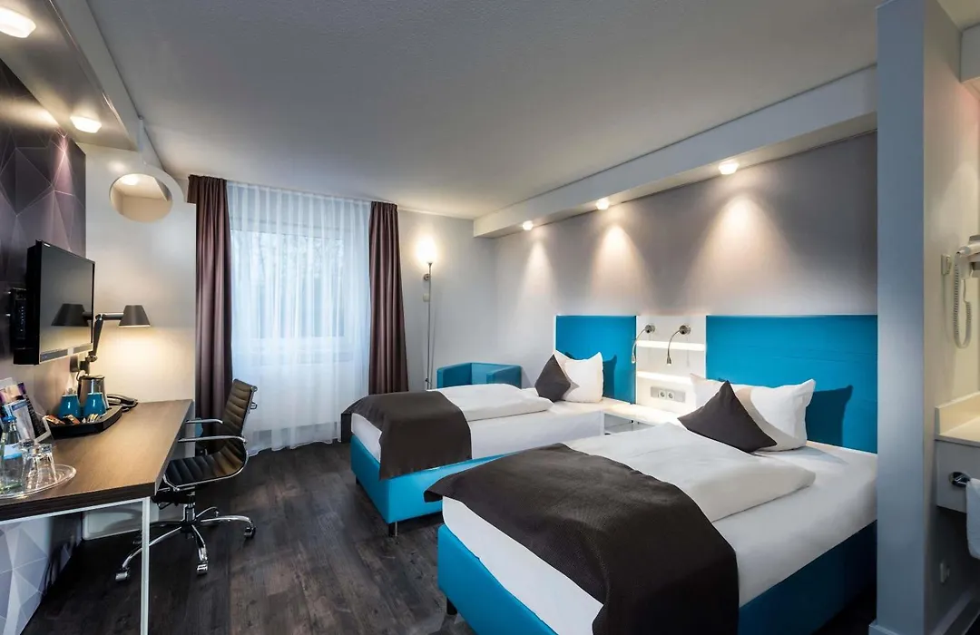 Ibis Styles Cologne Airport-1