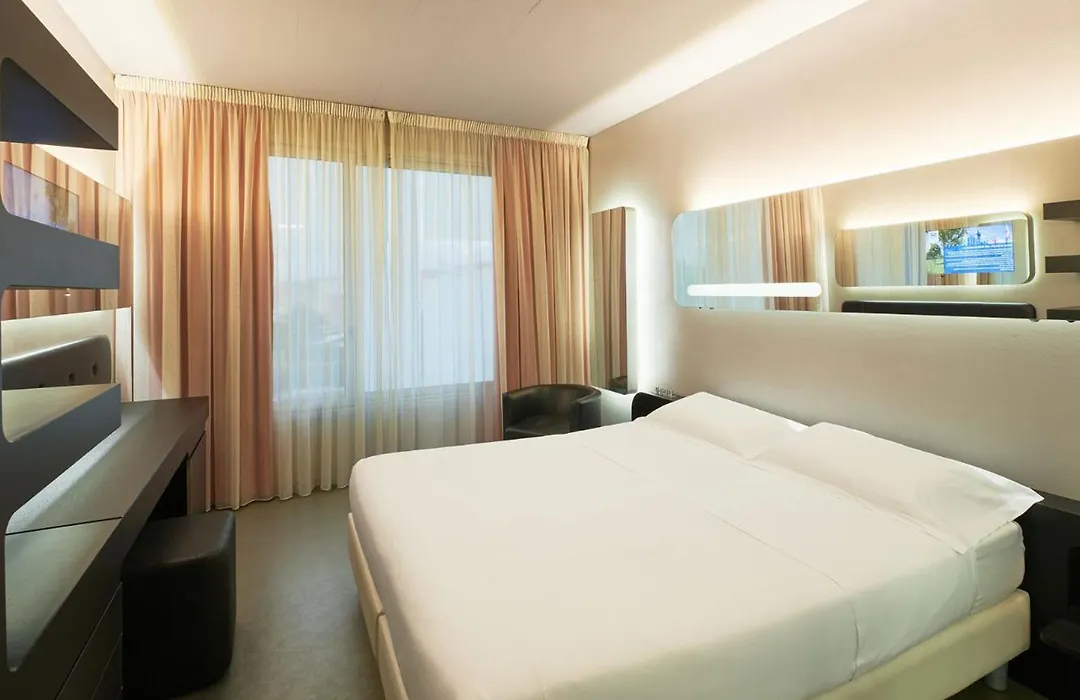 San Ranieri Hotel - Meetings & Pool-1