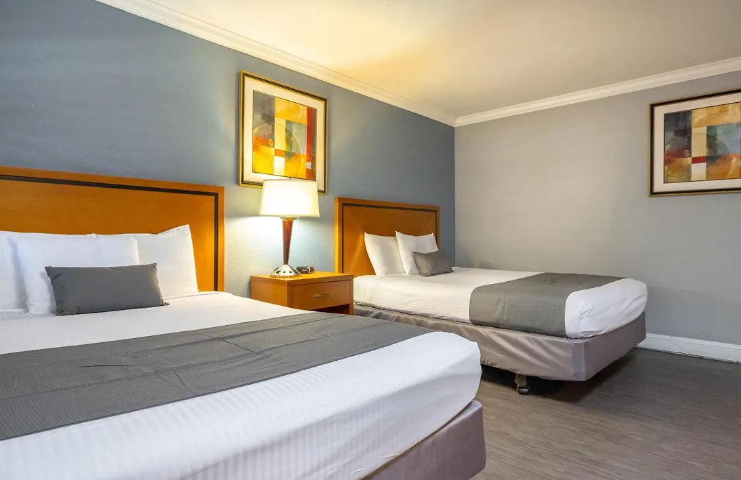 Soma Park Inn-1