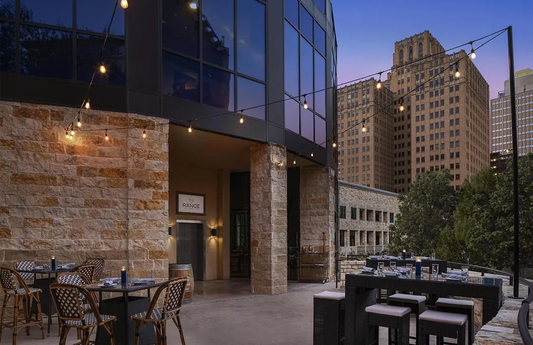 Embassy Suites San Antonio Riverwalk-Downtown-1