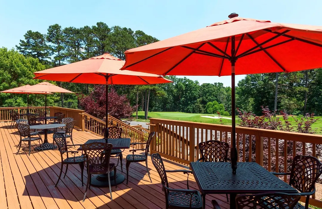 Embassy Suites Greenville Golf Resort & Conference Center-1