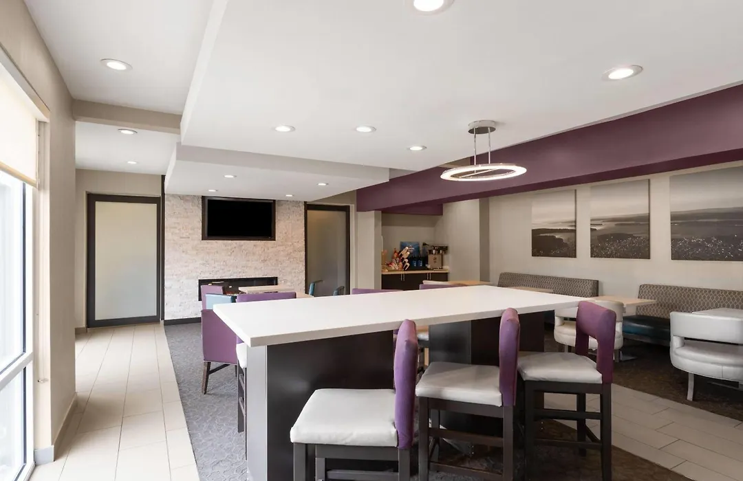 La Quinta By Wyndham Fayetteville-1