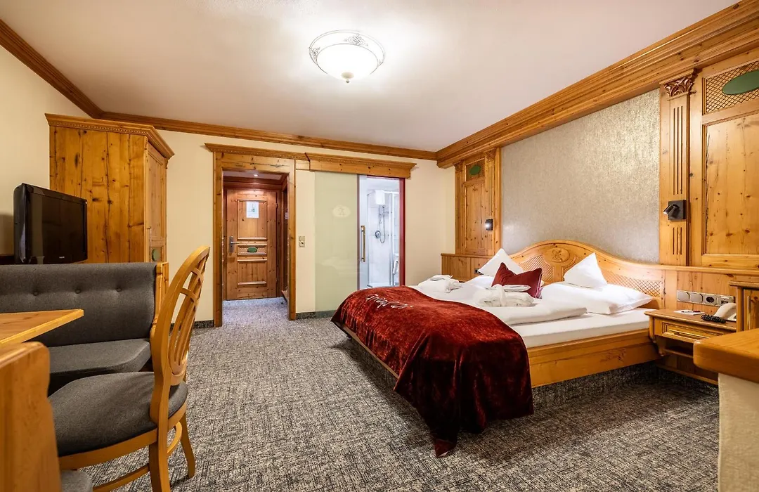 Hotel Alpenrose-1