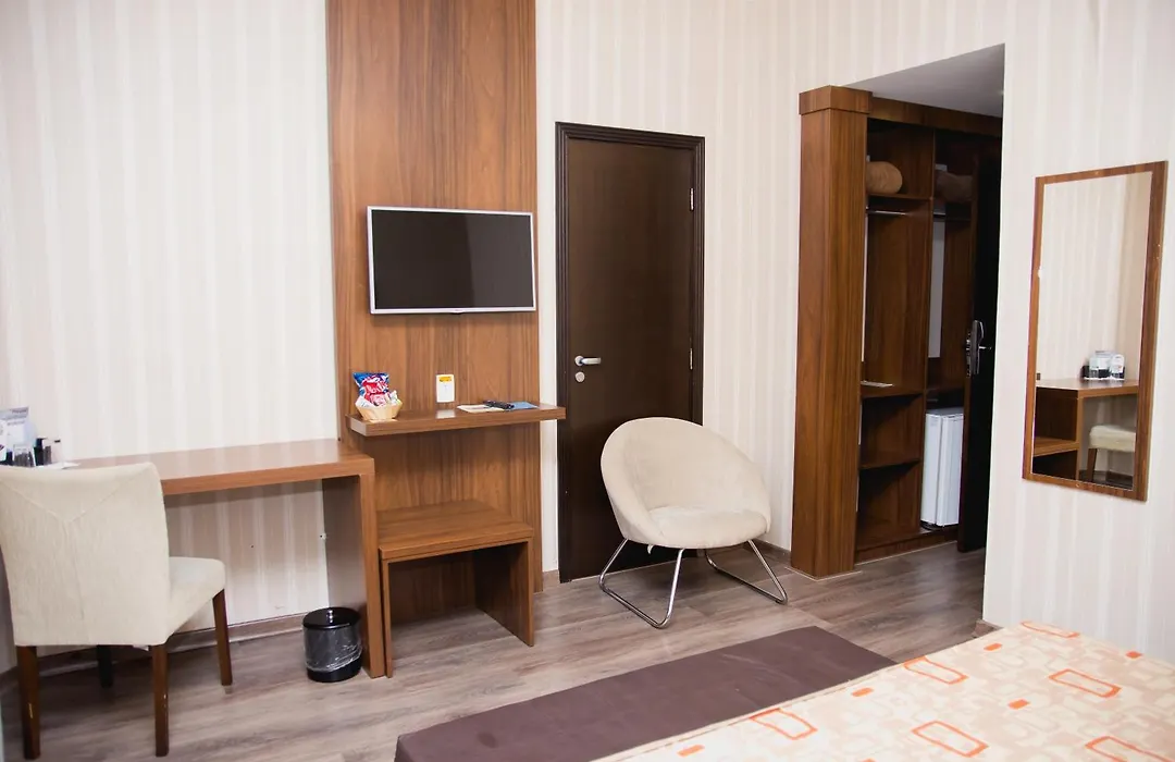Class Hotel Varginha-1