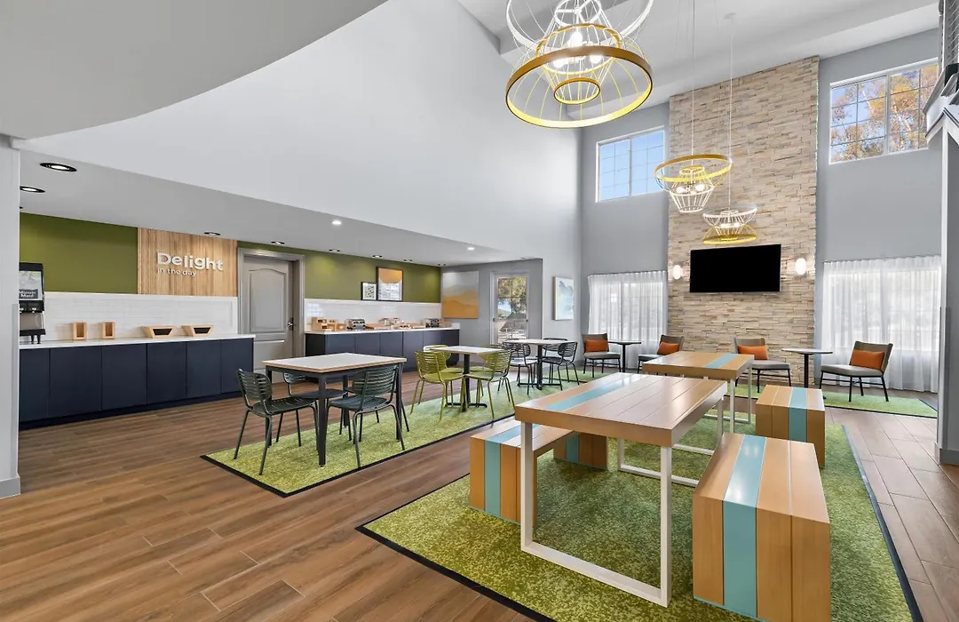 Spark By Hilton Redlands-1