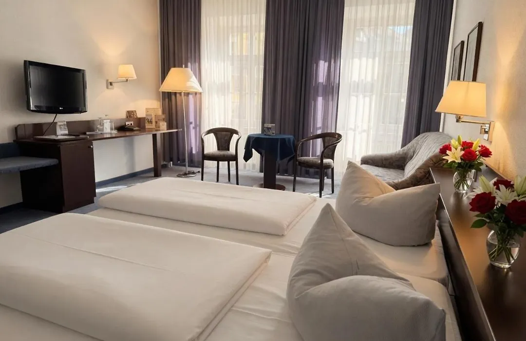 Hotel Goldener Adler-1