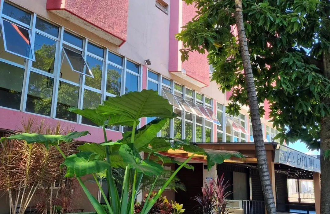 Executive Plaza Hotel-1