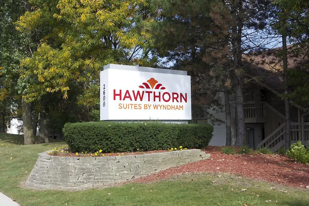 Hawthorn Suites Of Troy-1