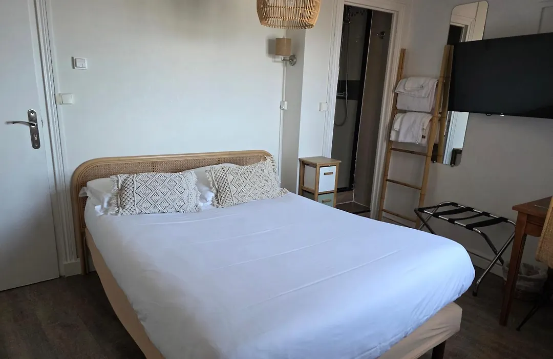 Hotel De La Mer - Blonville Sur Mer-1