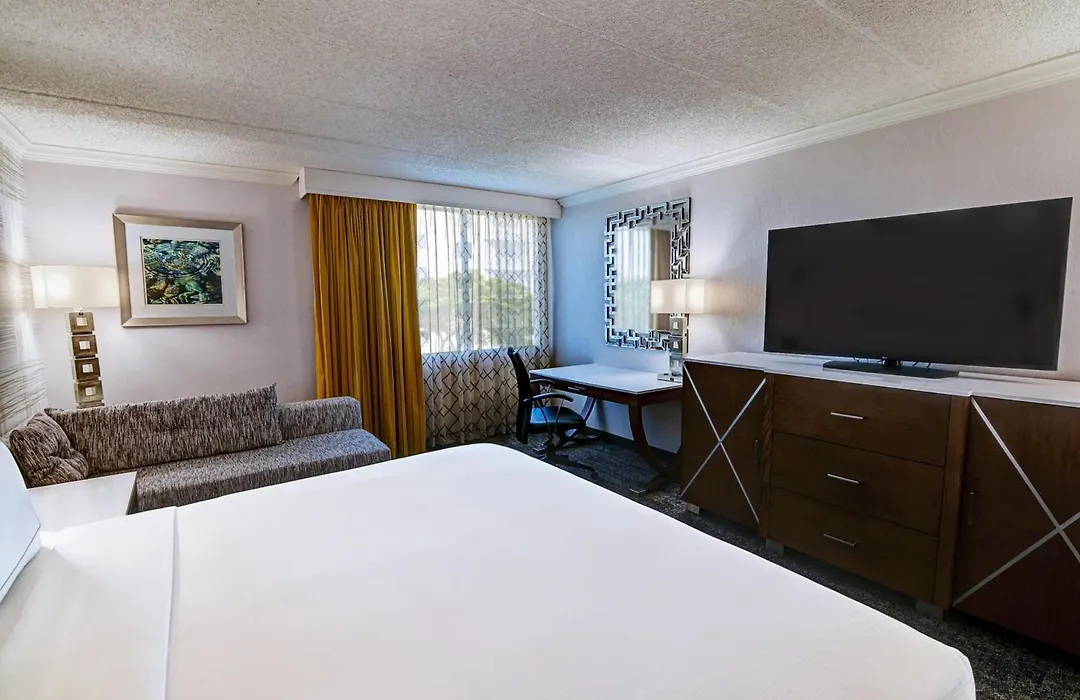 Doubletree By Hilton Madison Downtown-1