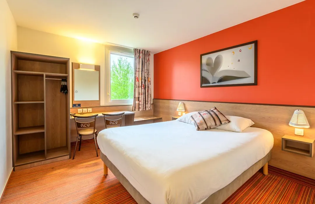 Ace Hotel Bourges-1