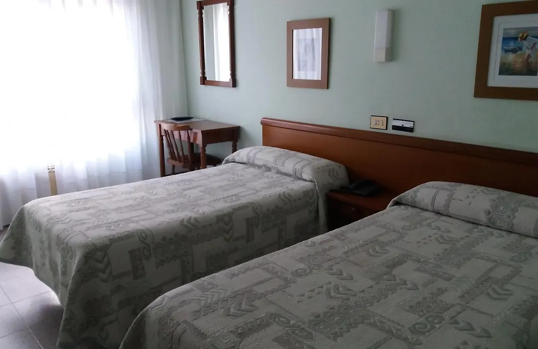 Hotel Avenida-1