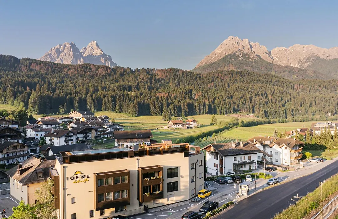 Loewe Dolomites-1