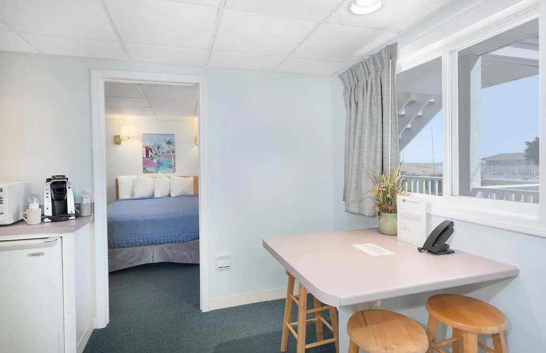 Sea View Inn-1