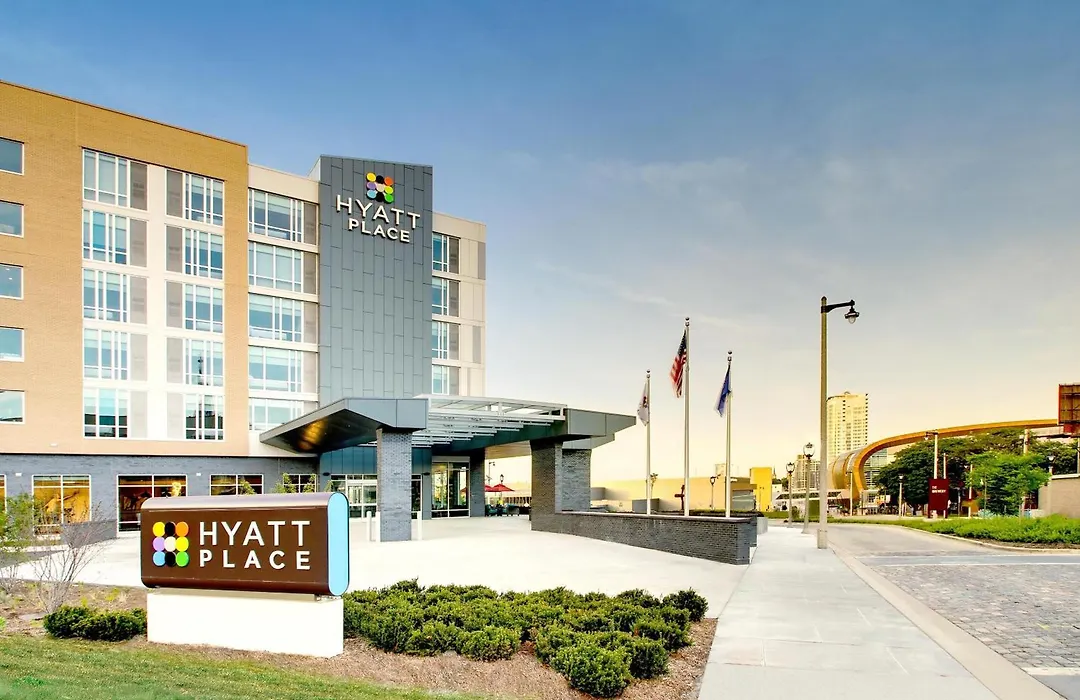 Hyatt Place Milwaukee Downtown-1
