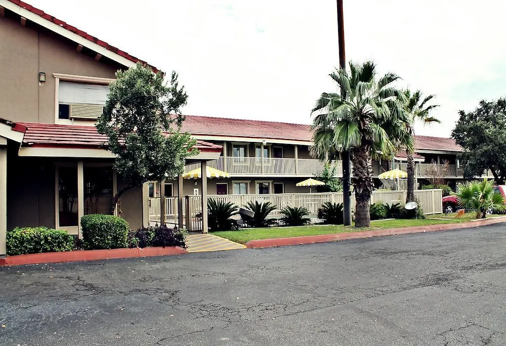 The Inn At Market Square-1
