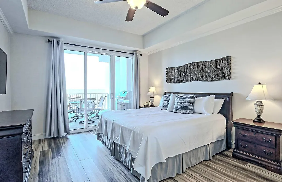 The Wharf 912-1