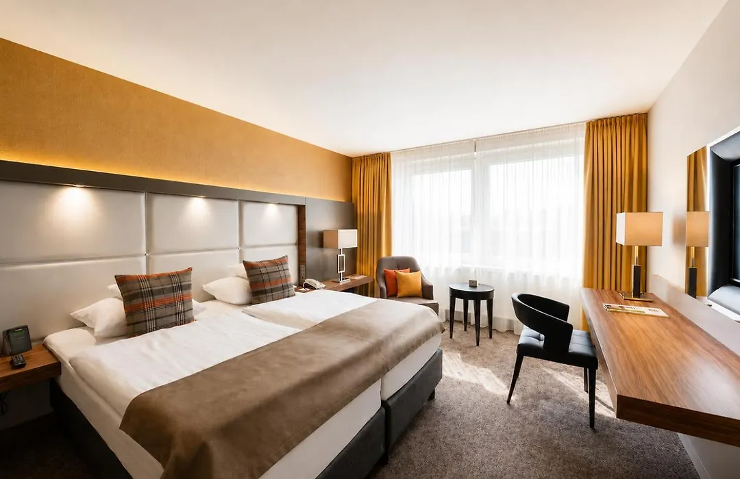 Best Western Plus Delta Park Hotel-1