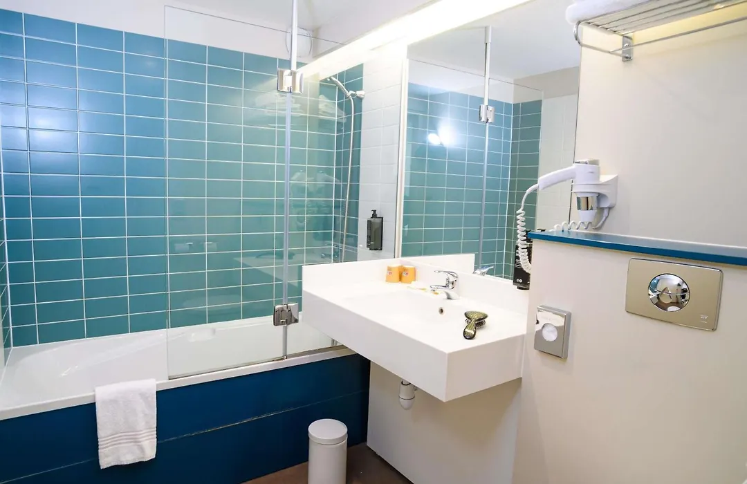 ibis Styles Tours Centre-1