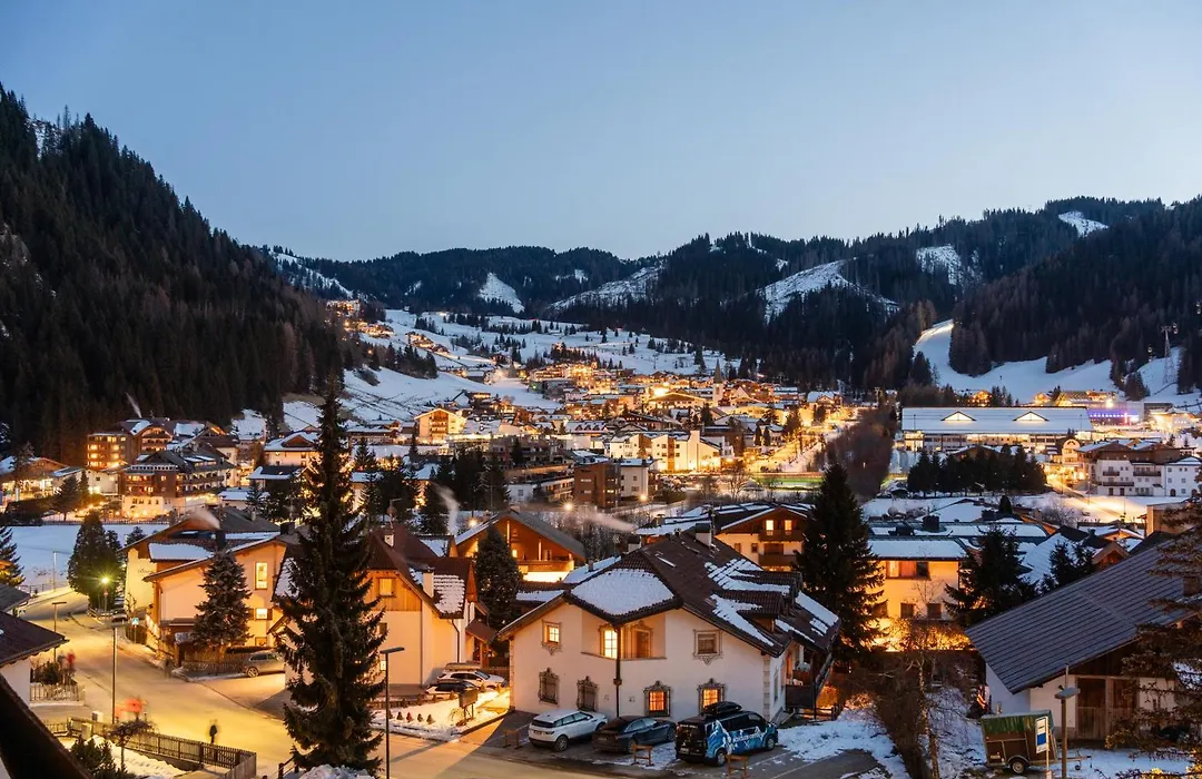Hotel Miramonti Corvara-1