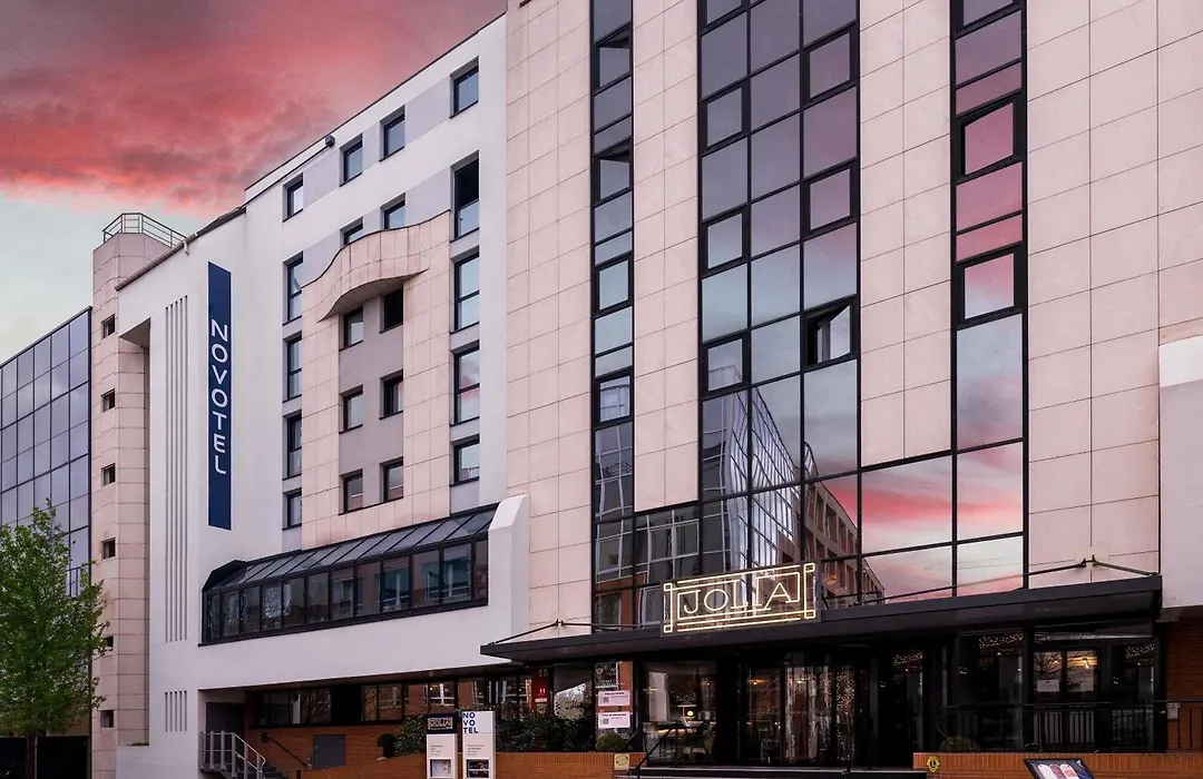 Novotel Paris Suresnes Longchamp-1