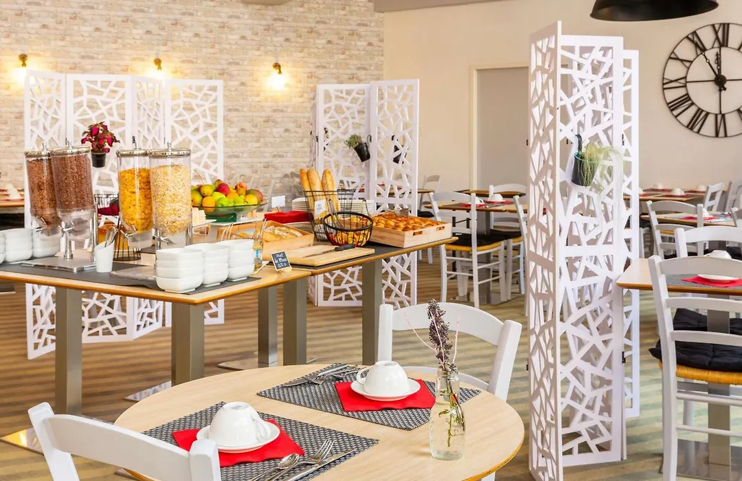 Mercure Millau-1
