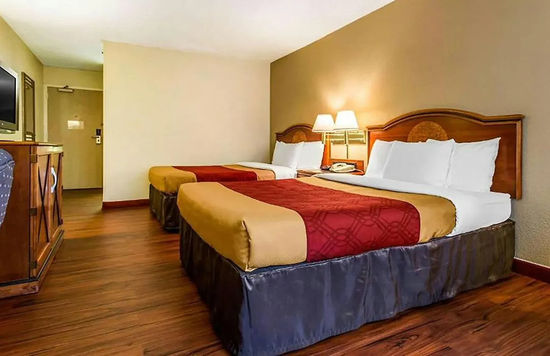 Studios & Suites 4 Less Charlotte-1
