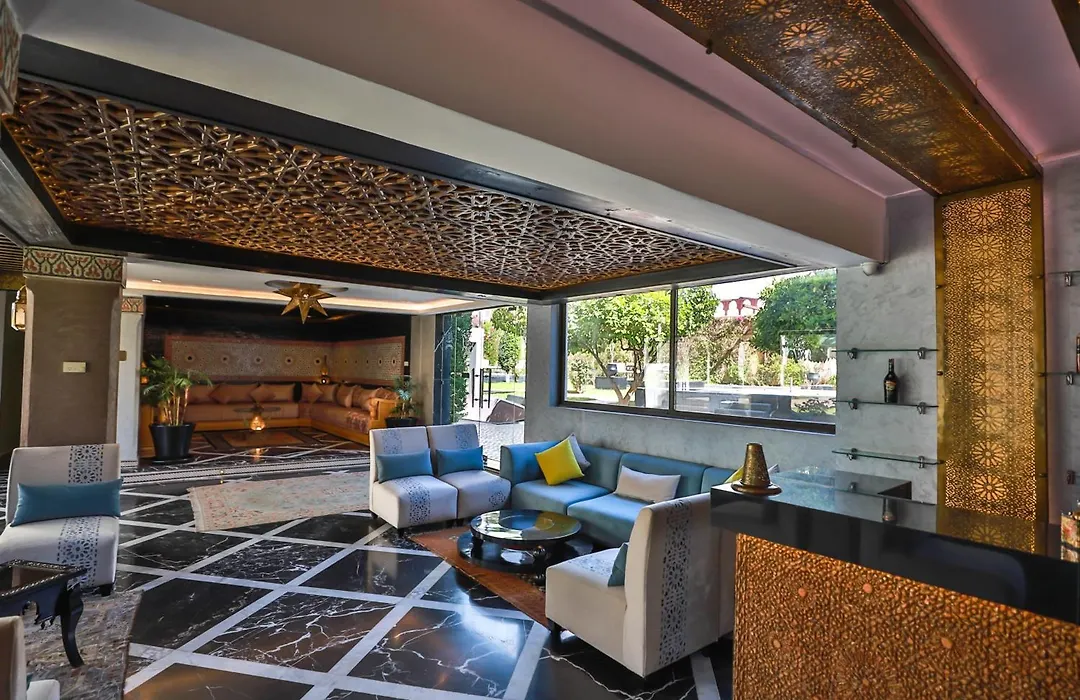 Palais Ommeyad Jacuzzi Suites & Spa-1