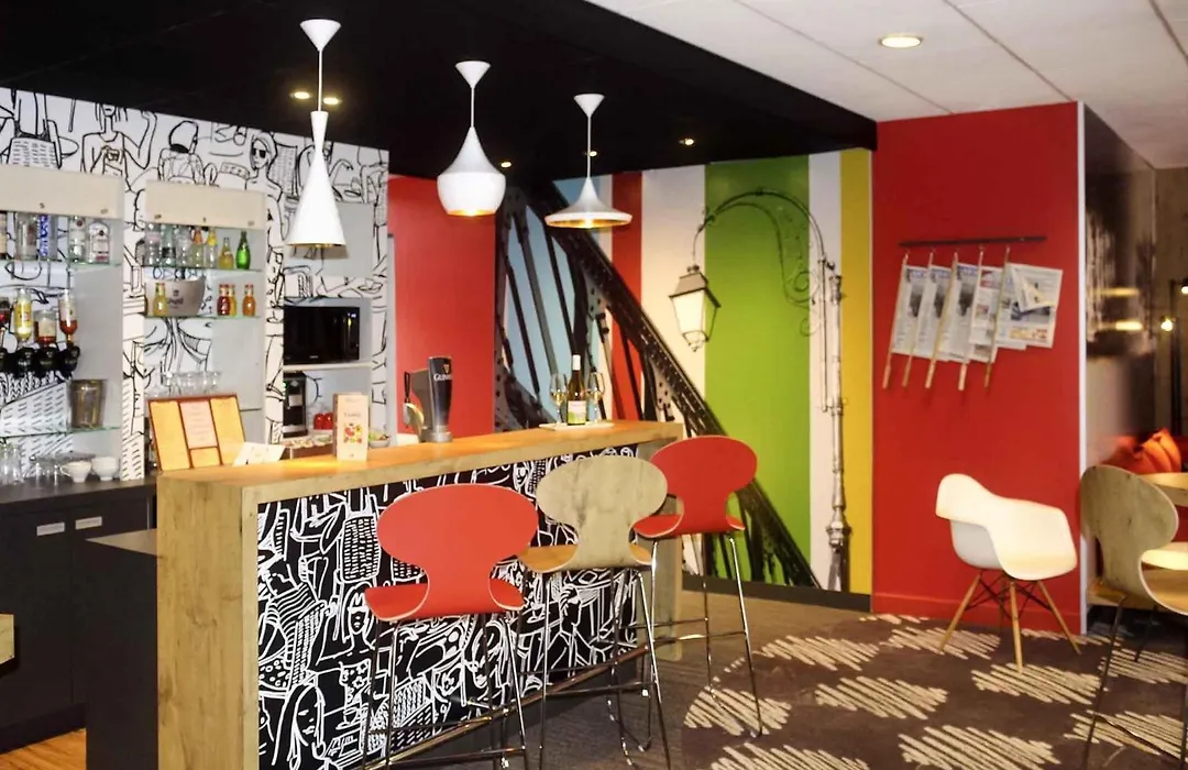 Ibis Montargis-1