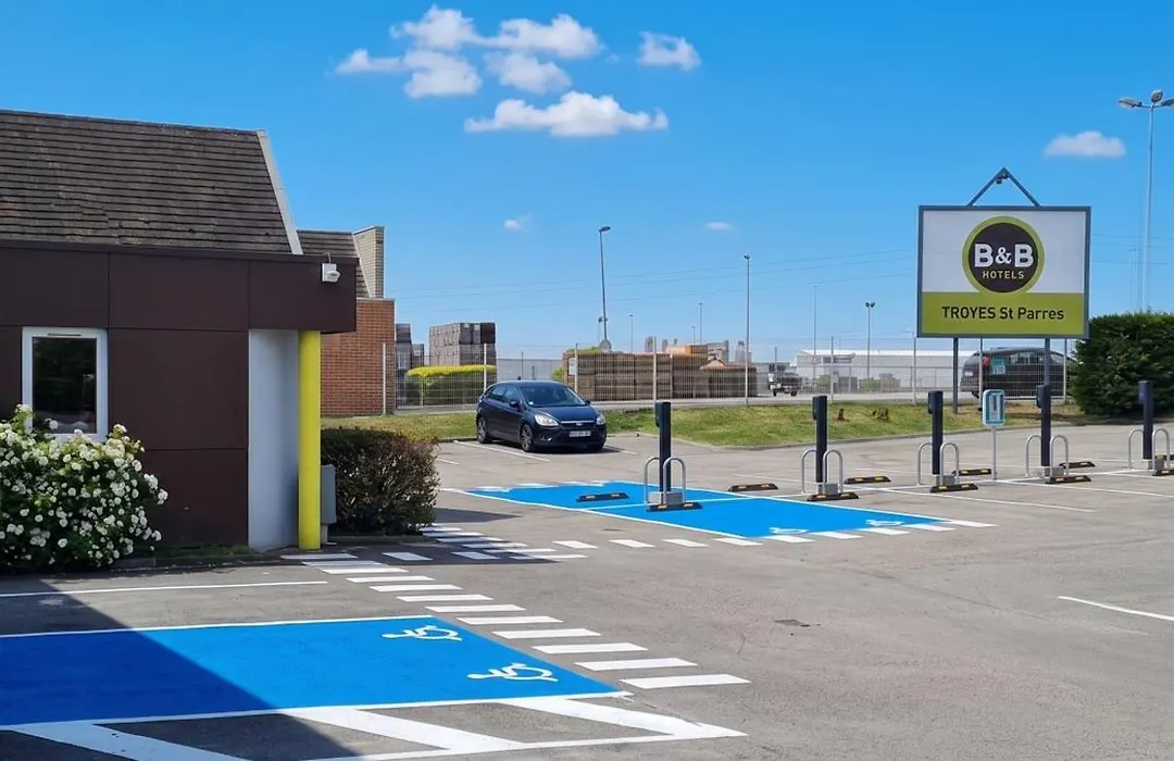 B&B HOTEL Troyes Saint-Parres-aux-Tertres-1