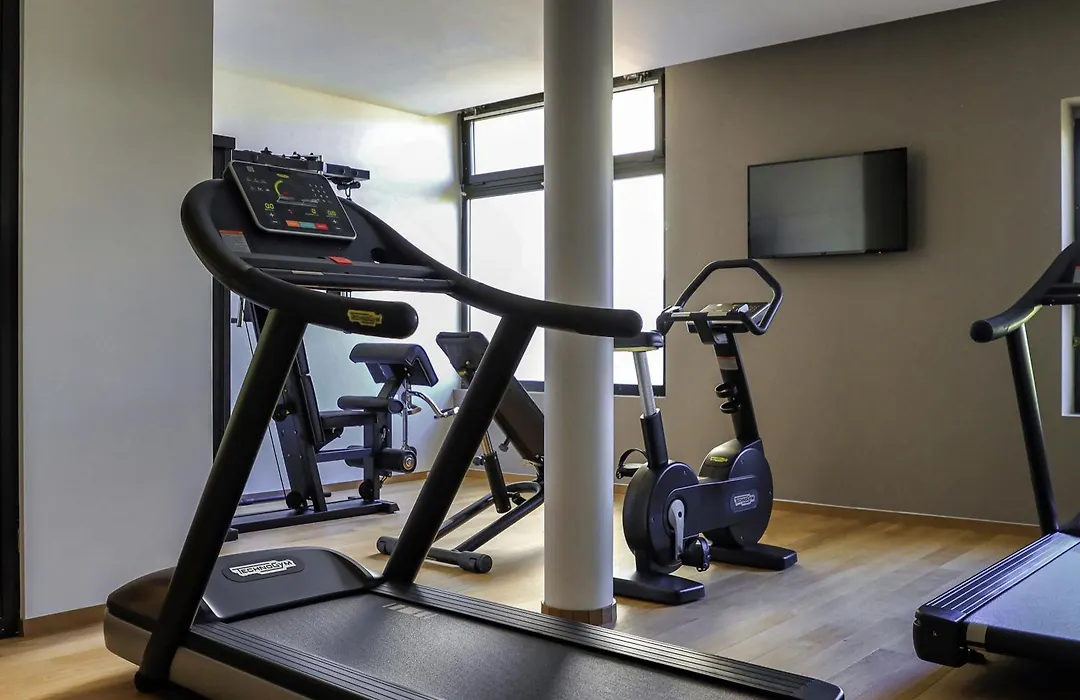 Mercure Avignon Tgv Hotel & Spa-1