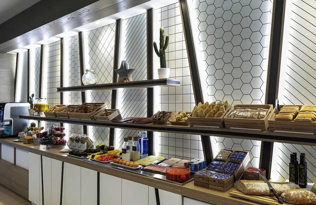 Ibis Styles A Coruna-1