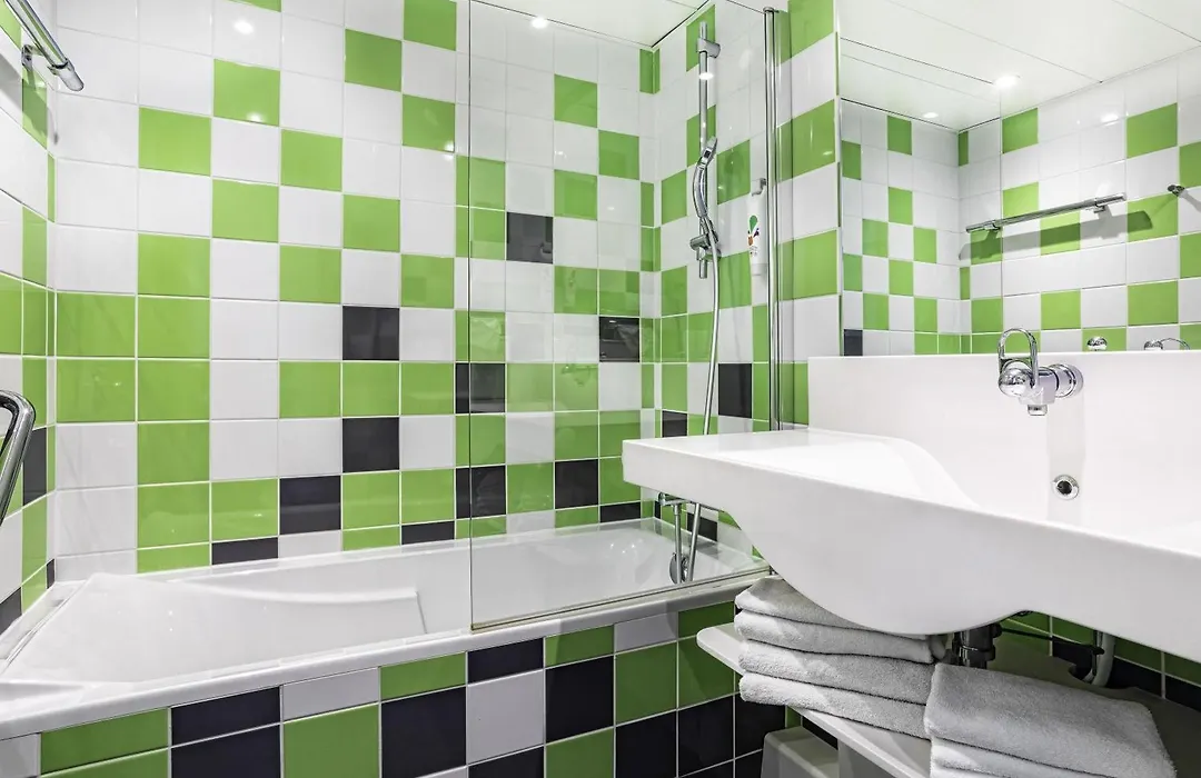 ibis Styles Avignon Sud-1
