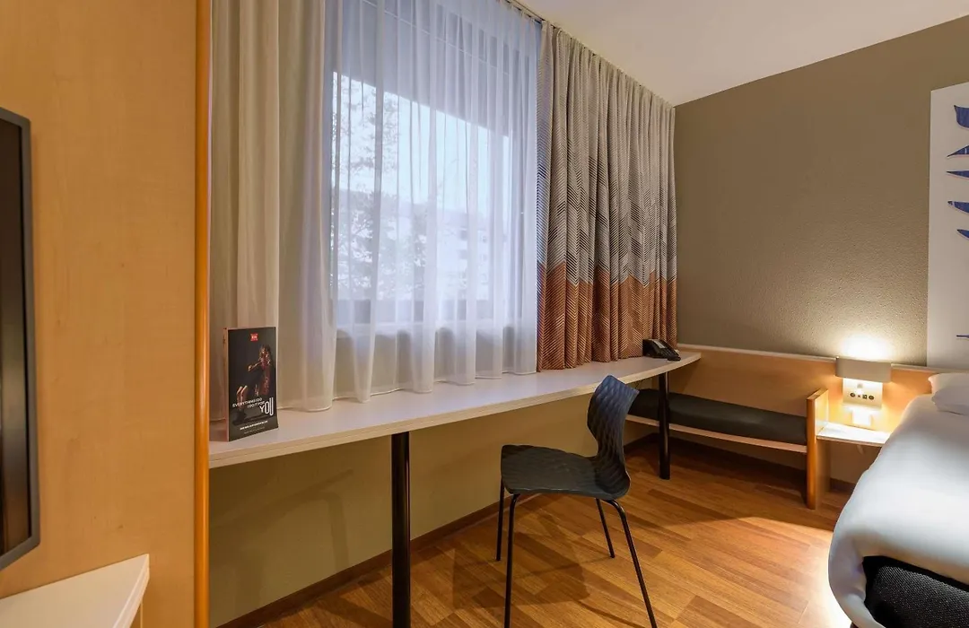 ibis Heilbronn City-1