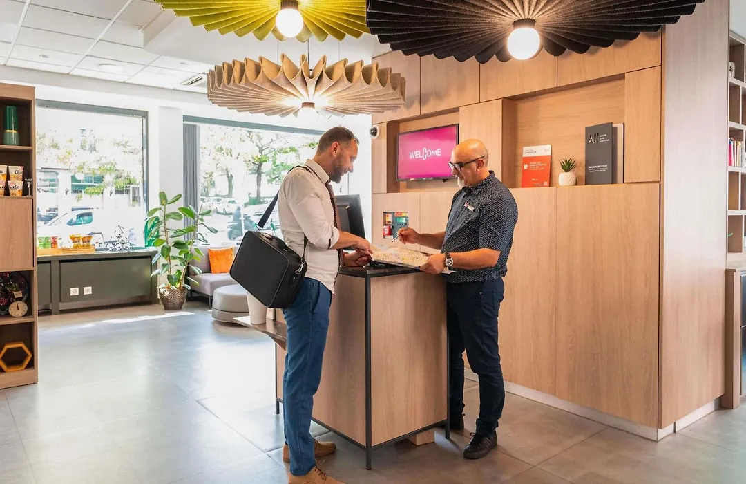 Ibis Geneve Centre Gare-1