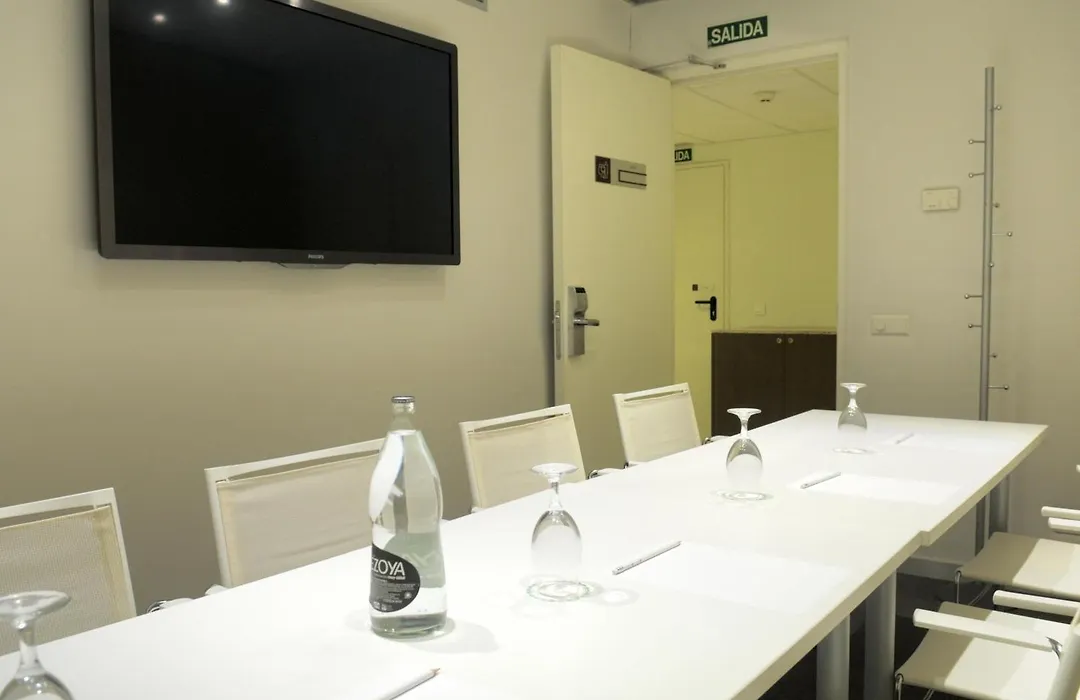 Ibis Budget Lleida-1