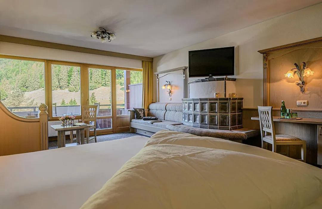 Hotel Alpina Wellness&Spa Resort-1