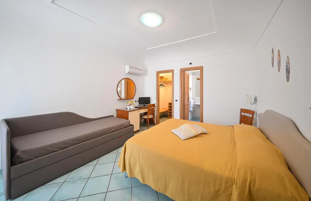 La Capannina - Hotel & Apartments-1