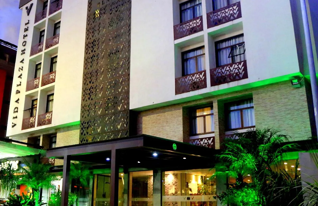 Vida Plaza Hotel-1
