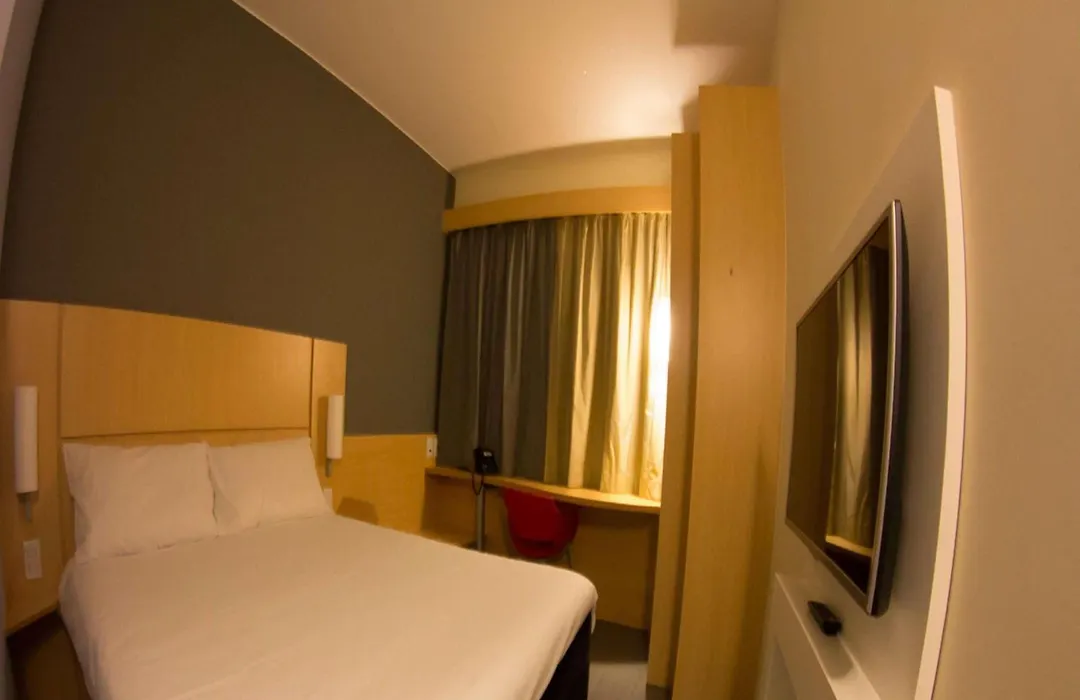Ibis Catalao-1