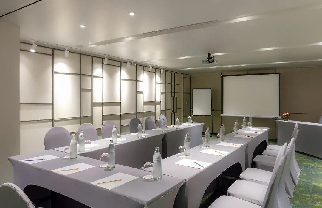 Ibis Styles Bangkok Sukhumvit Phra Khanong-1