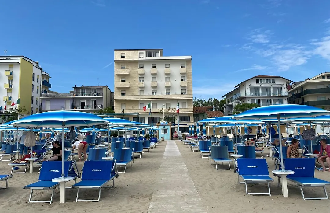 Hotel Britannia-1