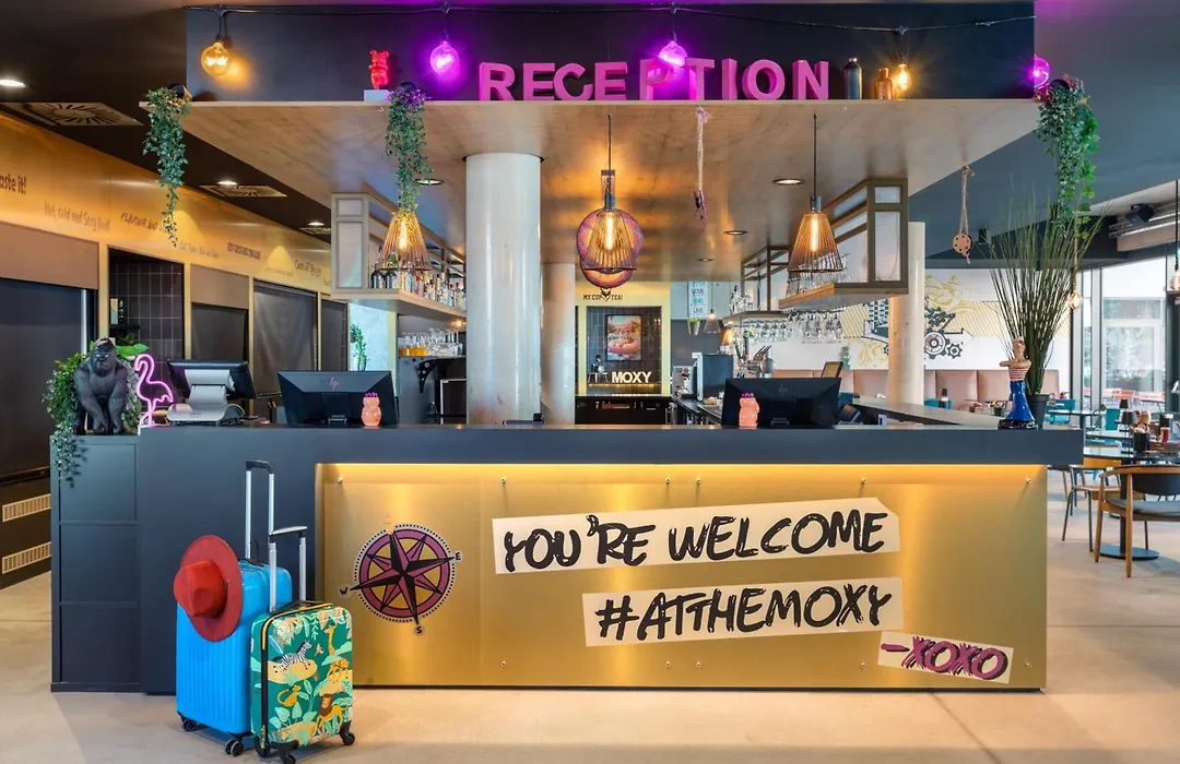 Moxy Hamburg Altona-1