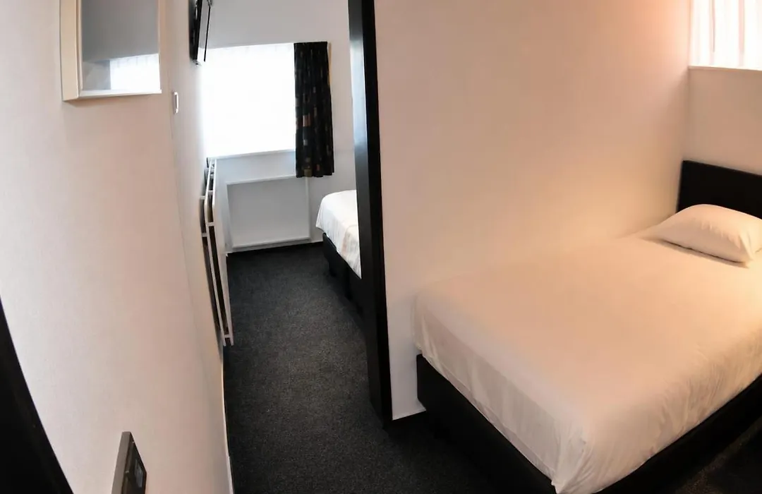 Budget Hotel Le Beau Rivage-1