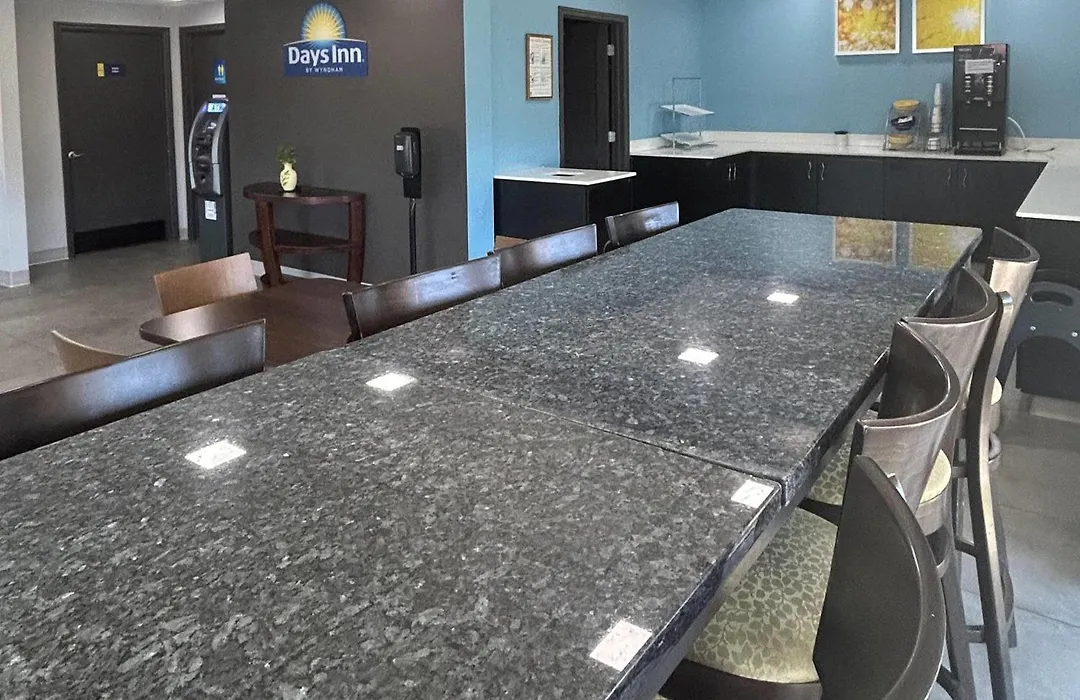 Days Inn By Wyndham Atlanta Stone Mountain-1