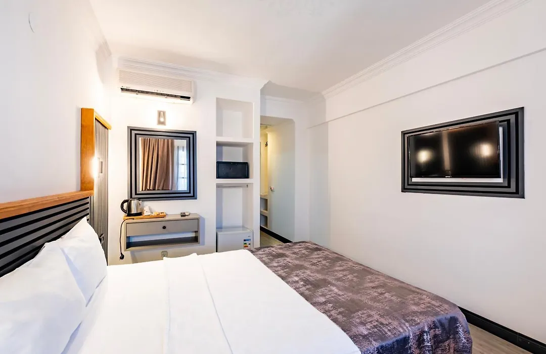 Costa Bitezhan Beach Hotel-1
