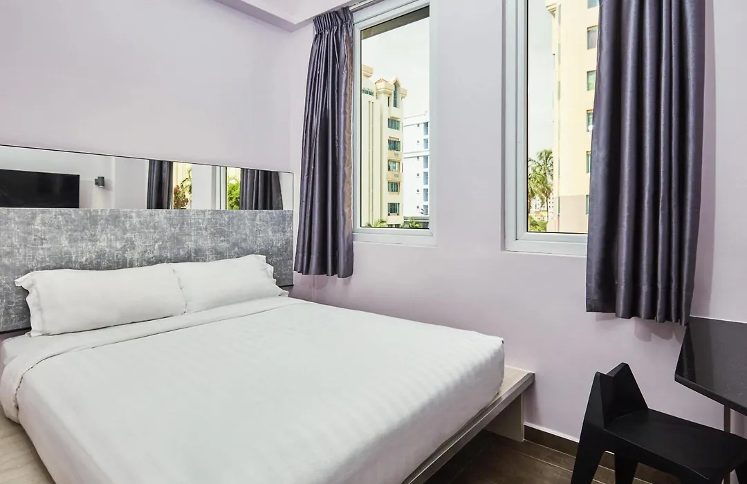 Ibis Budget Singapore Pearl-1
