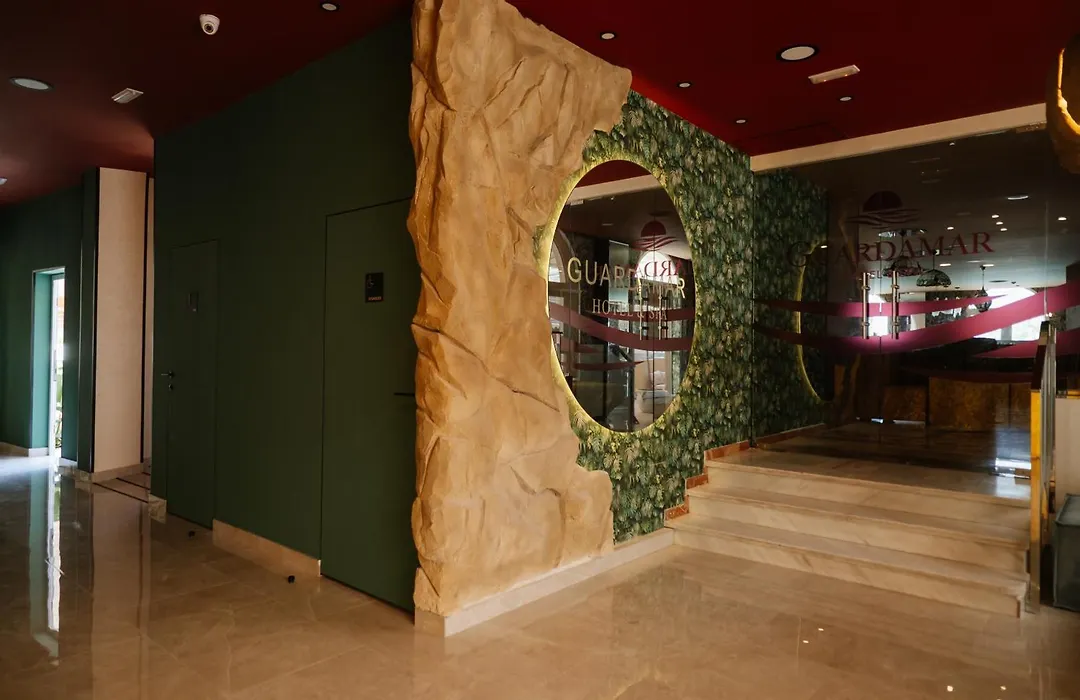 Hotel Guardamar-1